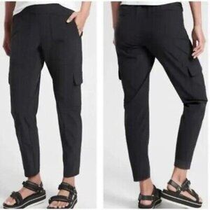 Athleta Black Chelsea Cargo‎ Pants